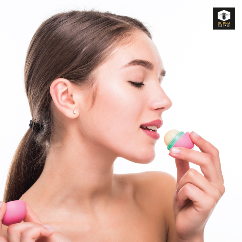 ไขผึ้งทำสีผึ้งทาปาก